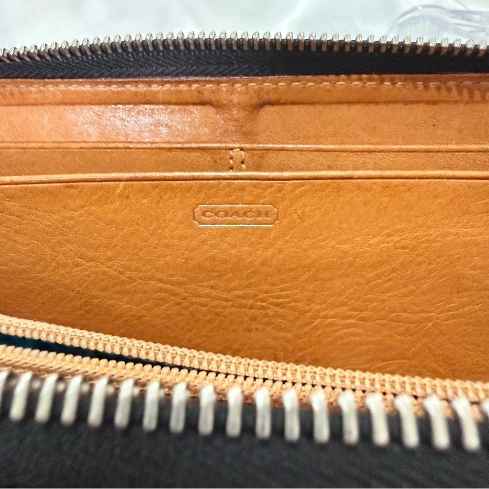 Vintage Coach Y2K Chelsea Wallet Navy Blue Pebble Leather Zip Around Classic